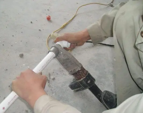 蓬江漏水维修电话